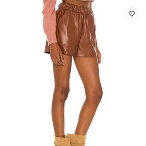 Steve Madden Faux The Record Short in Cognac